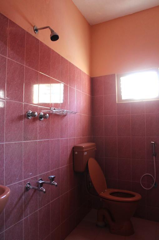 Vinodhara Guest House Mamallapuram Værelse billede